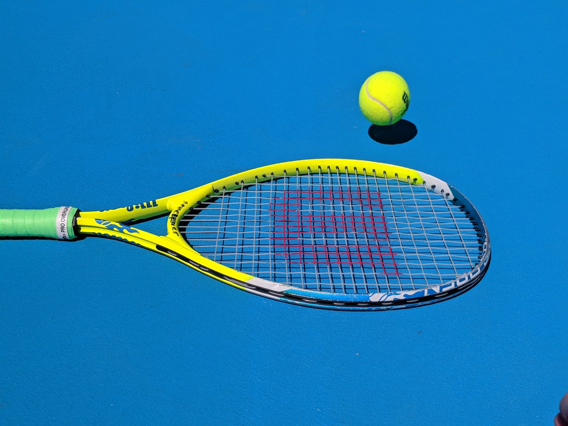 EasyGrip® is the new approach to the racket sport.