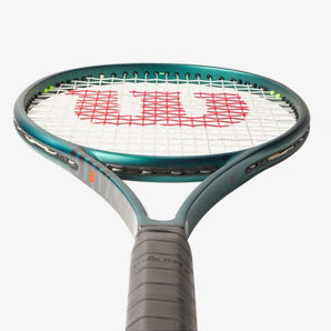 Wilson Blade 98 18*20 V9 Tennis Racquet (Unstrung)
